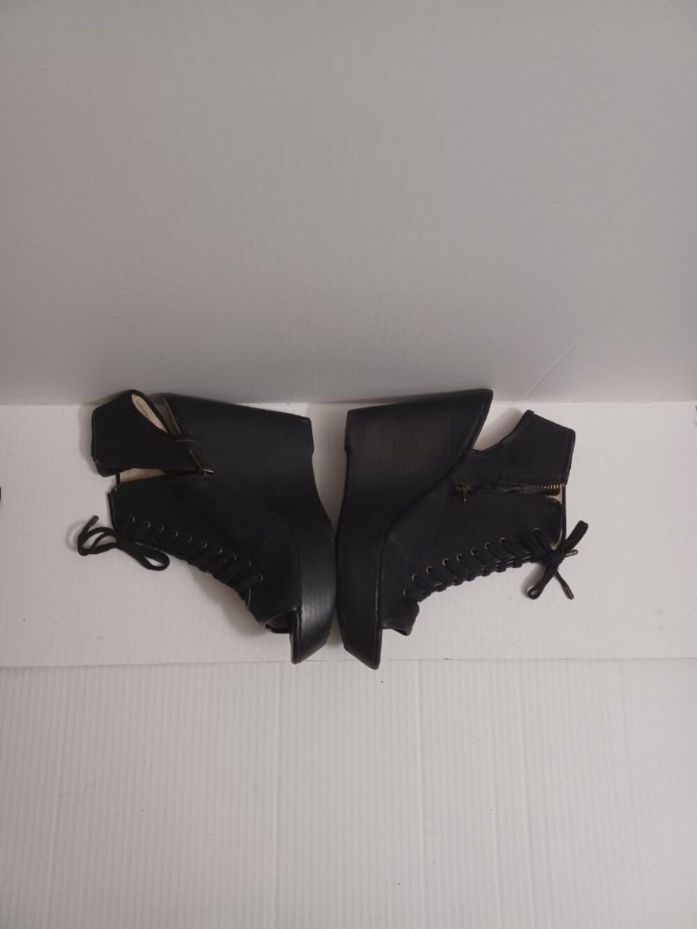 STEVE MADDEN TREPPIDD LACE-UP WEDGE OPEN TO OPEN HEEL BOOTIE SANDALS BLACK 9.5 - Picture 4 of 15